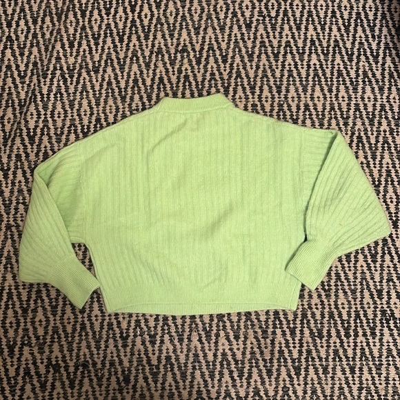 & Other Stories lime green sweater - Picture 3 of 4